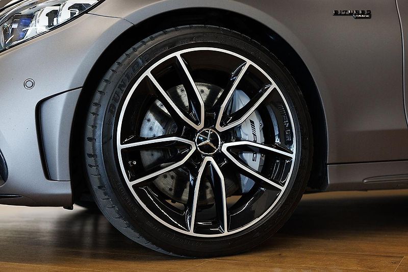 Mercedes-Benz Třídy C (2019) C43 AMG V6 Biturbo 4Matic - fotka 7 z 44