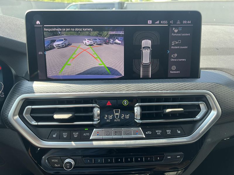 BMW X3 30e M Sport xDrive Laser - fotka 16 z 17