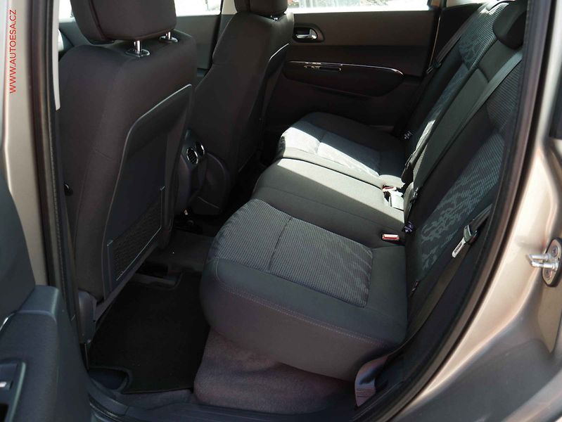 Peugeot 3008 (2011) 1.6VTi, AC, TZ, park.asist - fotka 10 z 17