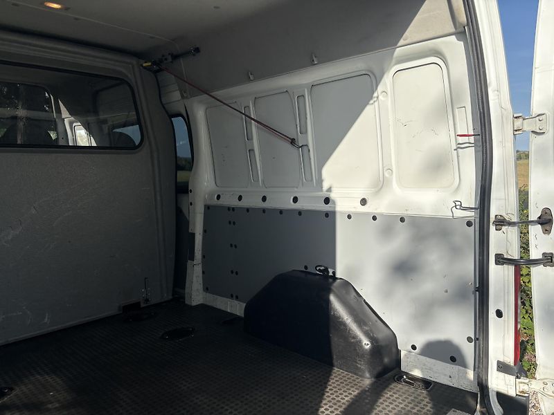 Ford Transit 350 L3H2 TREND 6 MÍST - fotka 30 z 41