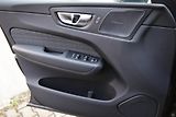 Volvo XC60 (2025) Core, B5 AWD, rezervace - náhled 17