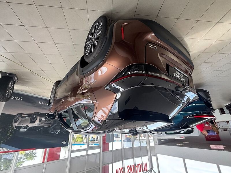 Toyota Yaris Cross Executive bitone + Tech + VIP - fotka 5 z 6