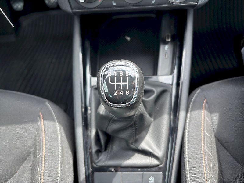 Škoda Scala (2021) DRIVE 1.0TSI 85KW 6MP - fotka 32 z 32