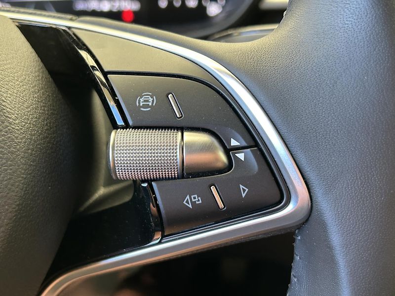 Škoda Fabia 1.0 TSI Top selection - fotka 17 z 26