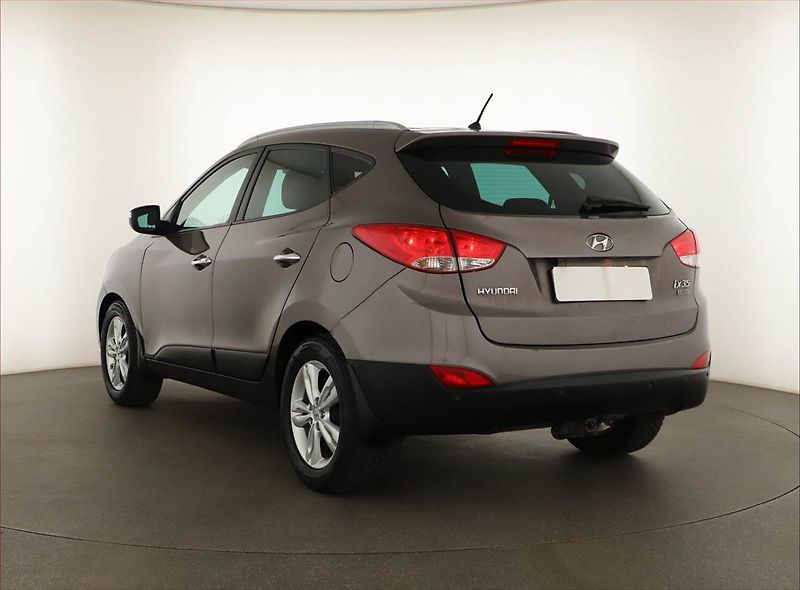 Hyundai ix35 (2012) 1.7 CRDi, nová STK, Tažné - fotka 4 z 14