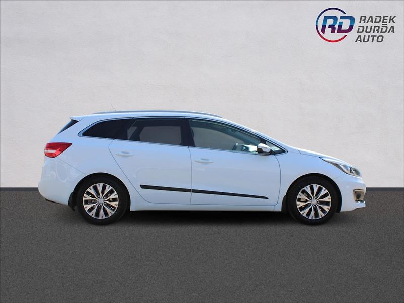 Kia Ceed 1,6 GDi  ČR,1.MAJITEL,TOP - fotka 4 z 33