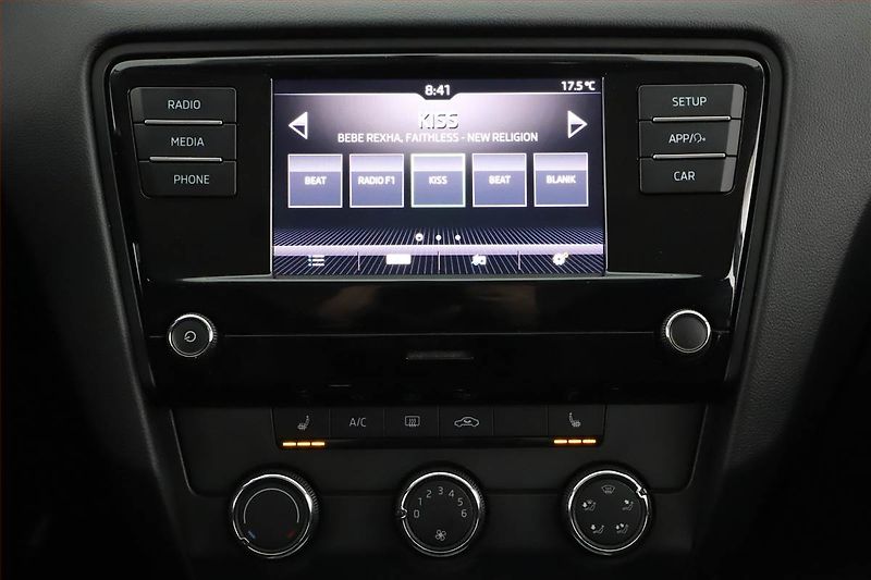 Škoda Octavia (2017) Ambition Plus 1.6 TDI - fotka 11 z 13