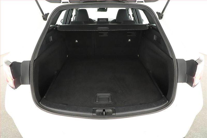 Toyota Corolla (2021) 1.8 Hybrid, Automat, ČR,1.maj - fotka 19 z 20