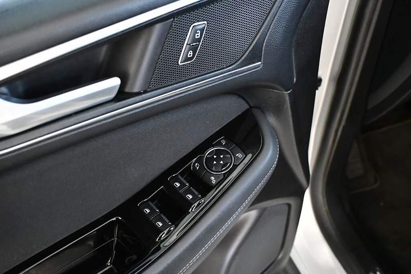 Ford S-MAX (2019) 2.0 TITANIUM 8AT ECOBLUE - fotka 15 z 31