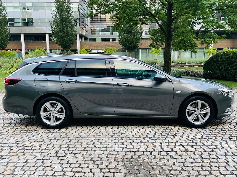 Opel Insignia 2.0CDTi KAMERA SERVISKA TAŽNÉ - fotka 9 z 55