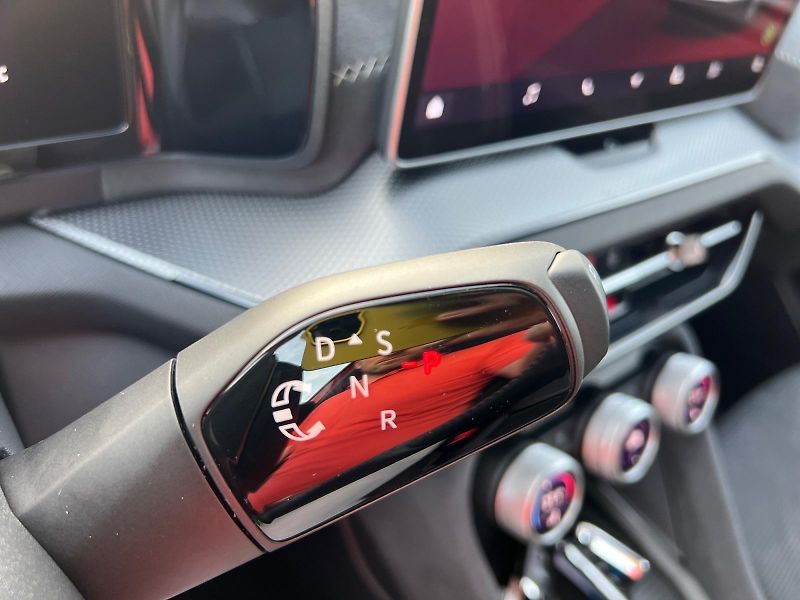 Škoda Kodiaq (2024) SPORTLINE WEBASTO TAŽNÝ DPH - fotka 25 z 37