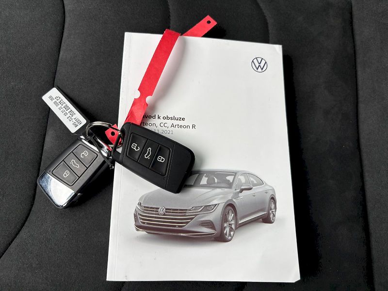 Volkswagen Arteon (2022) 2.0 TDI 110kW R-LINE - fotka 35 z 35