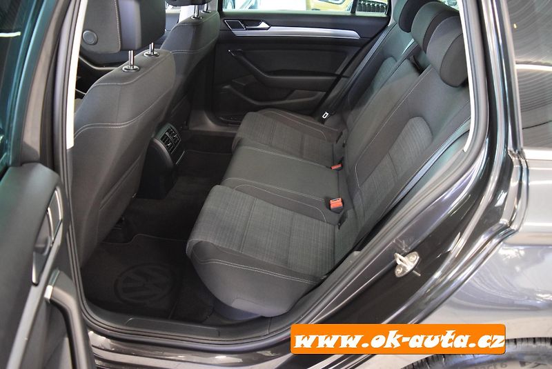 Volkswagen Passat 2.0 TDI BUSINESS DSG 97 000 KM - fotka 13 z 51