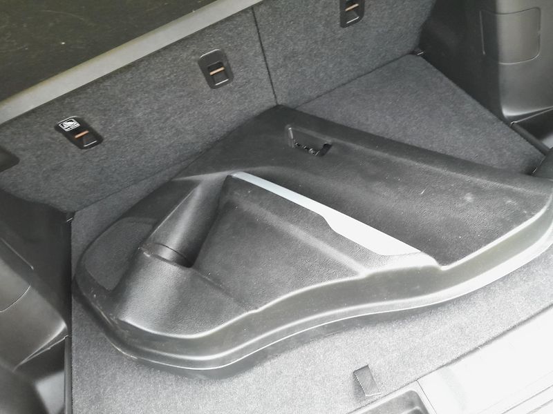 Suzuki Vitara 1,6 VVT Serviska 2x klíč - fotka 12 z 23