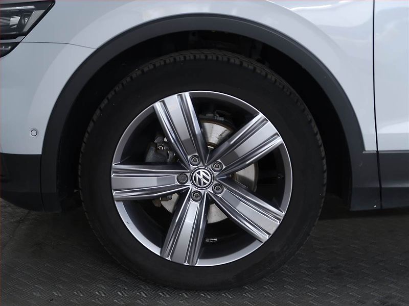 Volkswagen Tiguan (2018) 2.0 TDI, 4X4, Automat, Navi - fotka 15 z 19