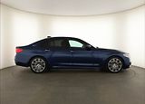 BMW Řada 5 (2018) 530e iPerformance - náhled 6