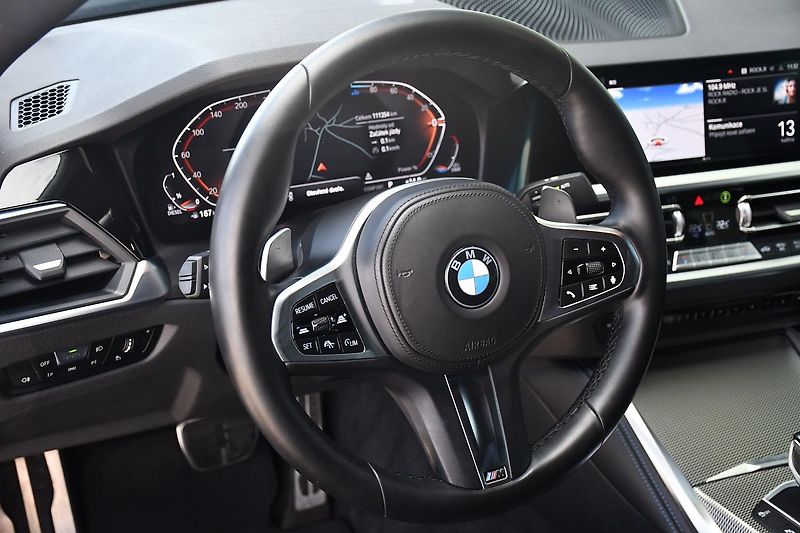 BMW Řada 4 420d xDrive M-SPORT ČR 1.MAJ - fotka 17 z 43