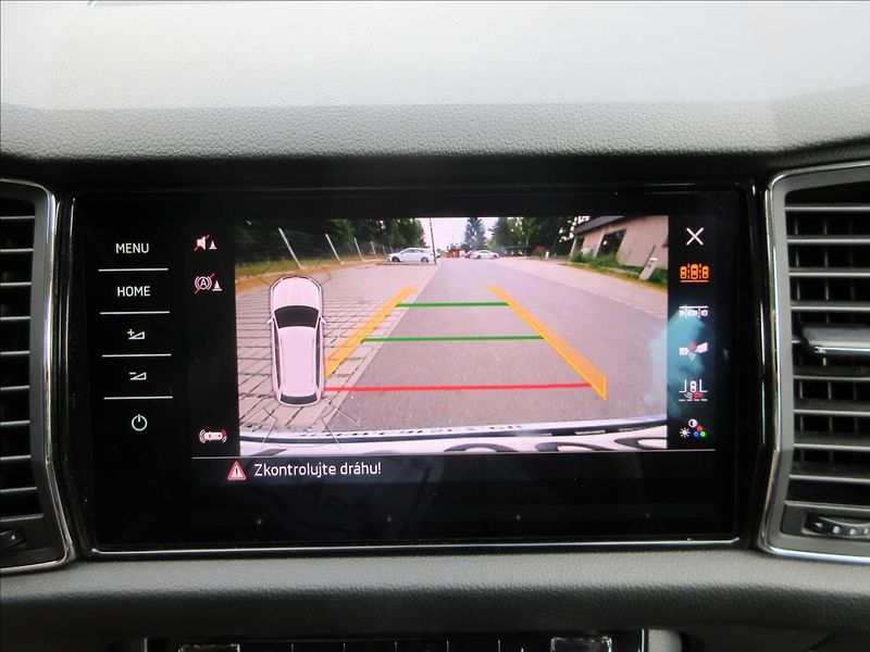 Škoda Kodiaq 2,0 TDi 140Kw, DSG, Tažné, Nov - fotka 21 z 40