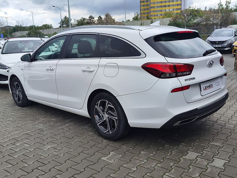 Hyundai i30 1.5 117kW Komfort - fotka 7 z 31