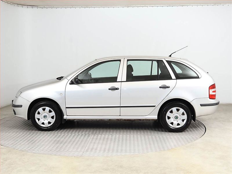 Škoda Fabia (2004) 1.2 12V, nová STK, Tažné - fotka 3 z 12