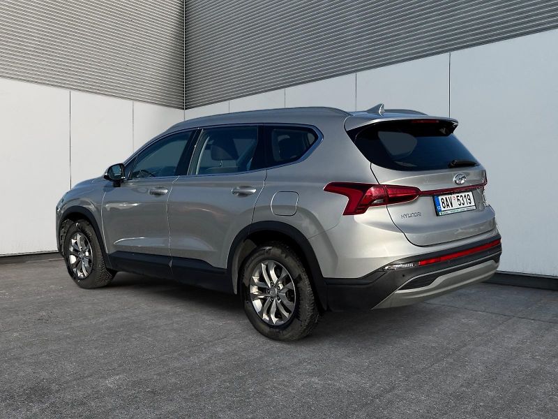 Hyundai Santa Fe (2021) COMFORT 2.2CRDi 148kW CZ DPH  - fotka 4 z 11