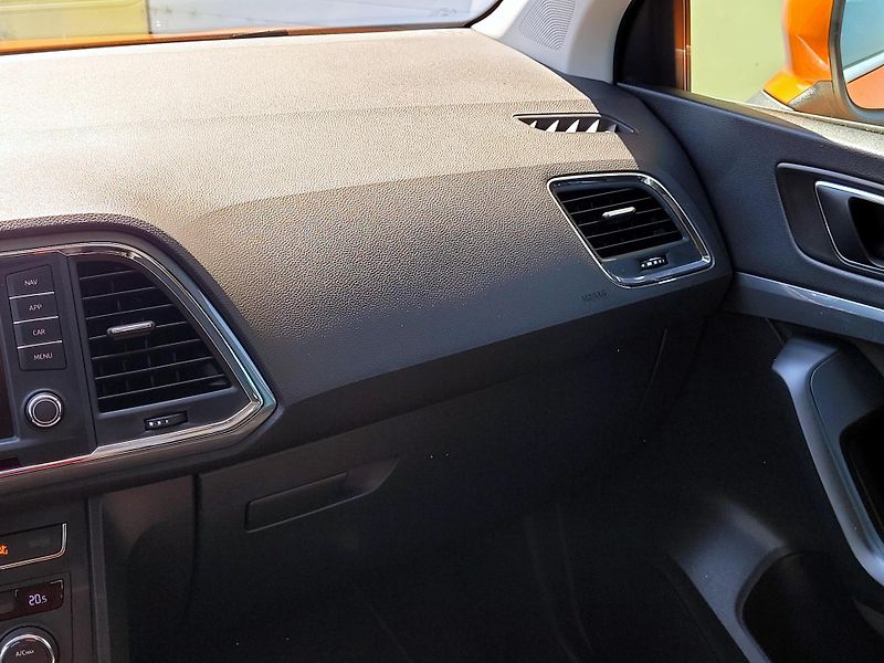 Seat Ateca TDi STYLE CEBIA,kamera,LED    - fotka 31 z 44