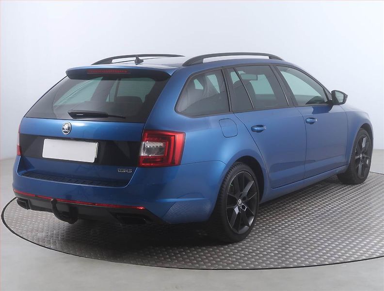 Škoda Octavia (2016) RS 2.0 TDI, Automat, Kůže - fotka 5 z 21