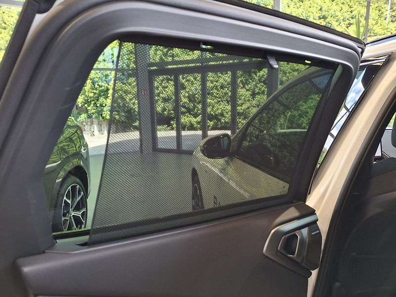 BMW X3 xDrive 30e M Sport - fotka 16 z 25