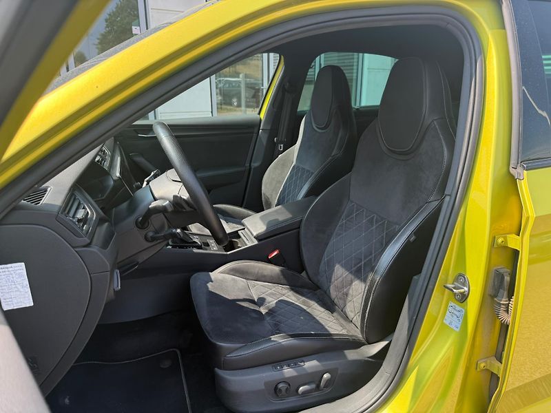 Škoda Superb Sportline 2,0 TSI 140 kw DSG - fotka 8 z 24
