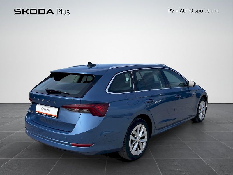 Škoda Octavia (2021) 2.0 TDI 110kW DSG Style Plus c - fotka 2 z 35