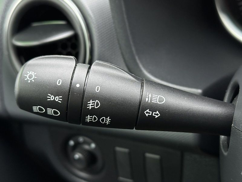 Dacia Logan 1.0SCe MCV KLIMA AC Bluetooth - fotka 14 z 31