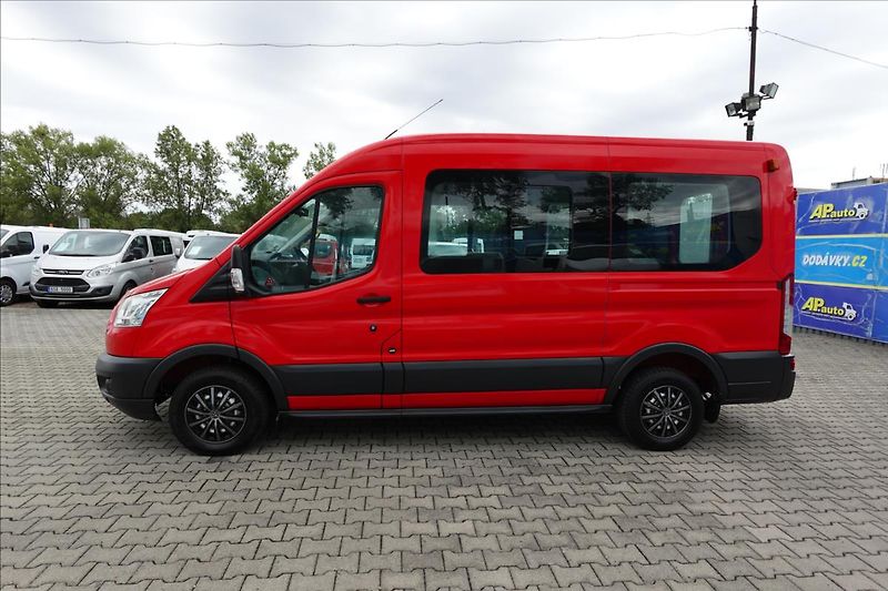 Ford Transit 2,2 TDCi  L2H2 9MÍST BUS KLIMA - fotka 4 z 38