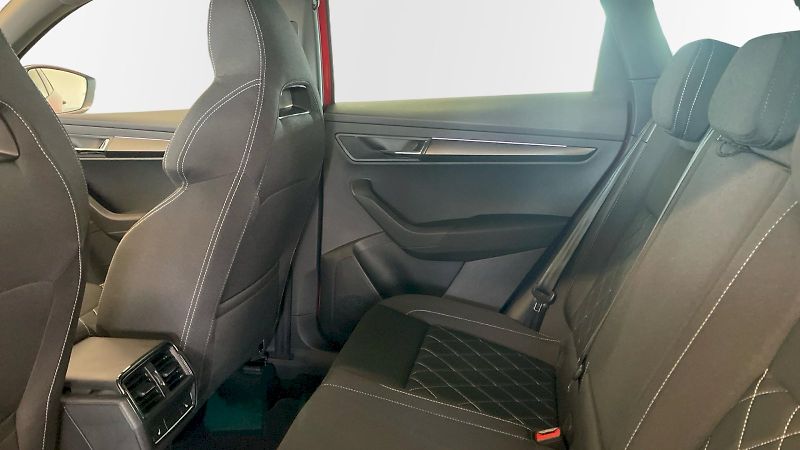 Škoda Karoq (2025) Sportline 1.5TSI 110kW - fotka 11 z 32