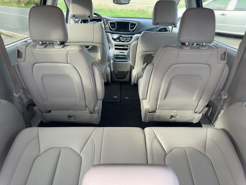 Chrysler Pacifica (2018) 3,6 Limited LPG Radar 360 2018 - fotka 8 z 19