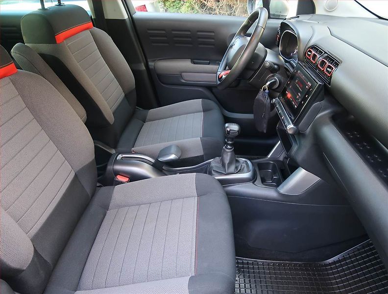 Citroën C3 Aircross (2019) 1.2 PureTech, ČR,1.maj - fotka 9 z 17