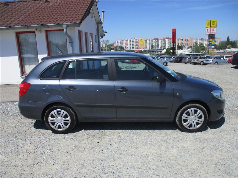 Škoda Fabia 1,2 TSI, 77kW, klima, tažné, - fotka 5 z 29