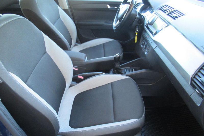 Škoda Fabia 1.4 TDI KLIMA PŮVOD ČR DPH - fotka 20 z 25