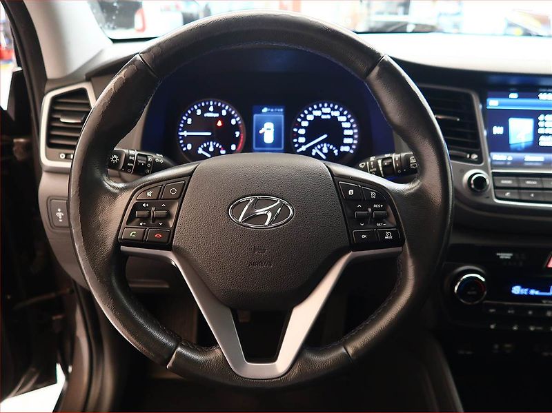 Hyundai Tucson (2016) 1.6 GDI, Serv.kniha, Navi - fotka 16 z 17