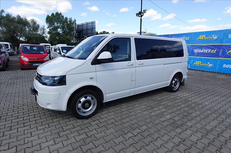 Volkswagen Caravelle 2,0 TDi  L2H1 8MÍST KLIMA - fotka 2 z 37