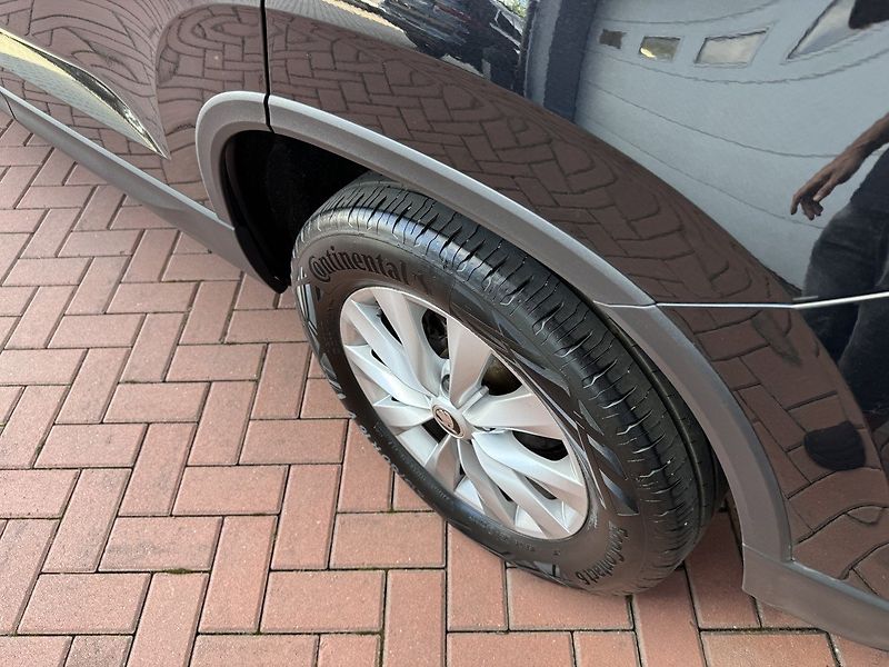 Škoda Karoq (2022) 2.0TDi LED Kamera Smartlink - fotka 46 z 48