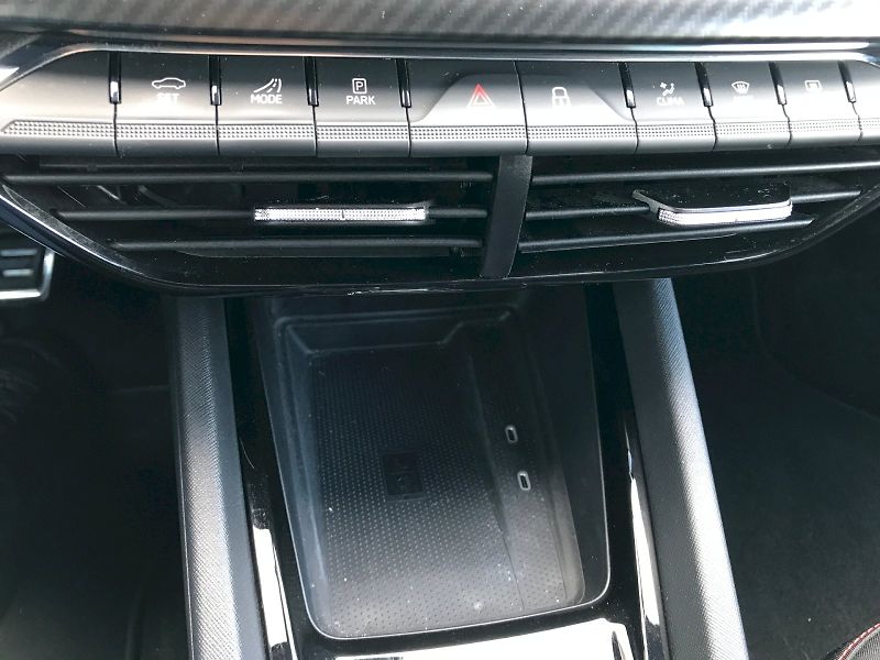 Škoda Octavia (2024) RS TS 180/2.0 A7F - fotka 29 z 30
