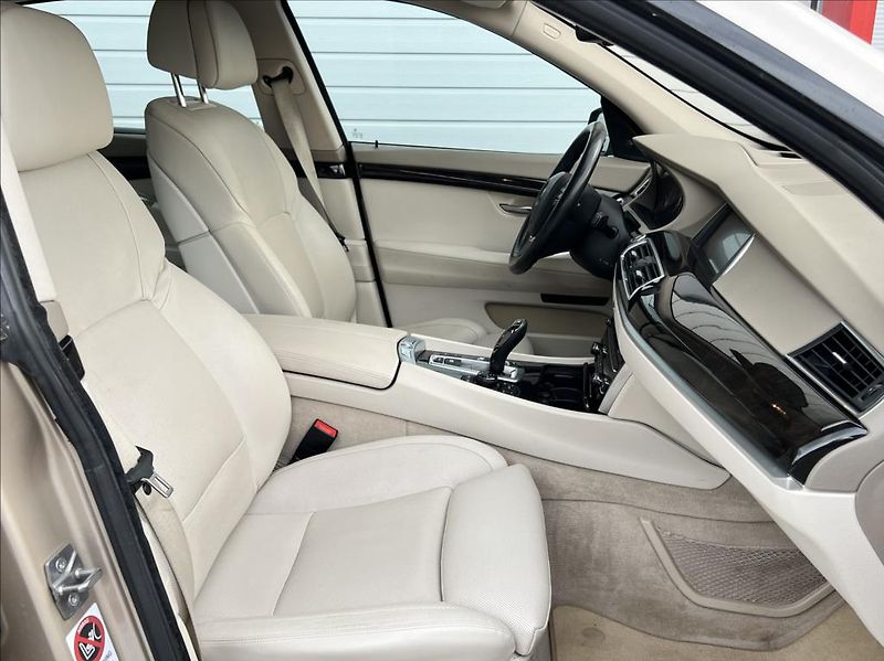 BMW Řada 5 535d GT 1.mai. nové ČR - fotka 20 z 34