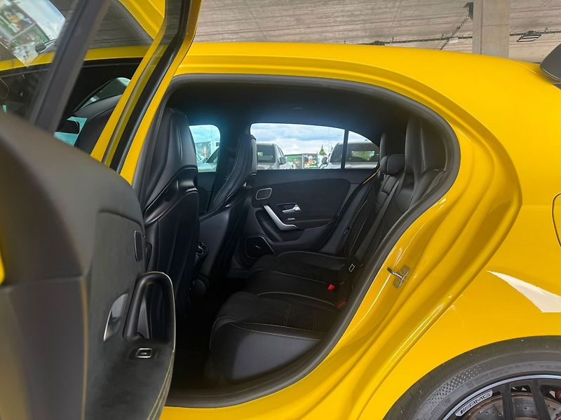 Mercedes-Benz Třídy A AMG 45s 4MATIC - fotka 16 z 20