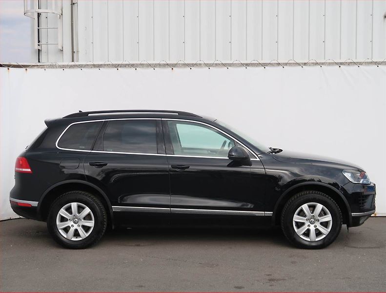 Volkswagen Touareg (2016) 3.0 TDI, 4X4,Bixenon,Kamera - fotka 6 z 24