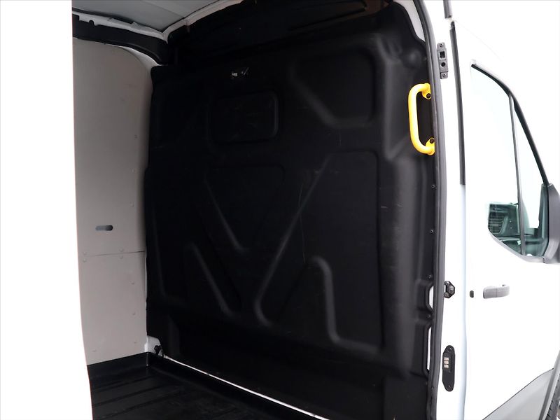 Ford Transit 2,0 350 TREND L3 FWD CZ DPH - fotka 14 z 36