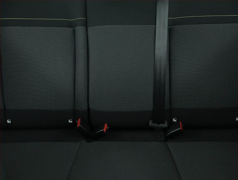 Citroën C3 (2024) 1.2 PureTech, Tempomat - fotka 10 z 15