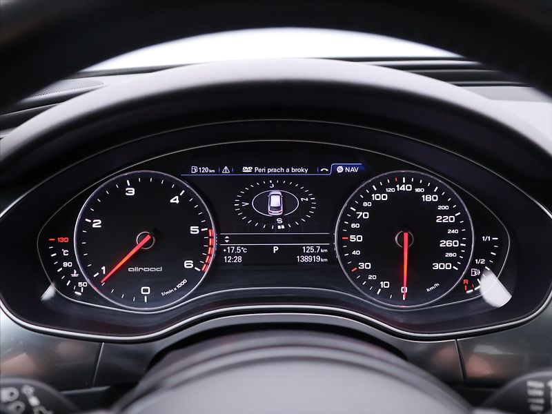 Audi A6 Allroad 3,0 TDI 230kW 4x4 Tažné - fotka 15 z 33