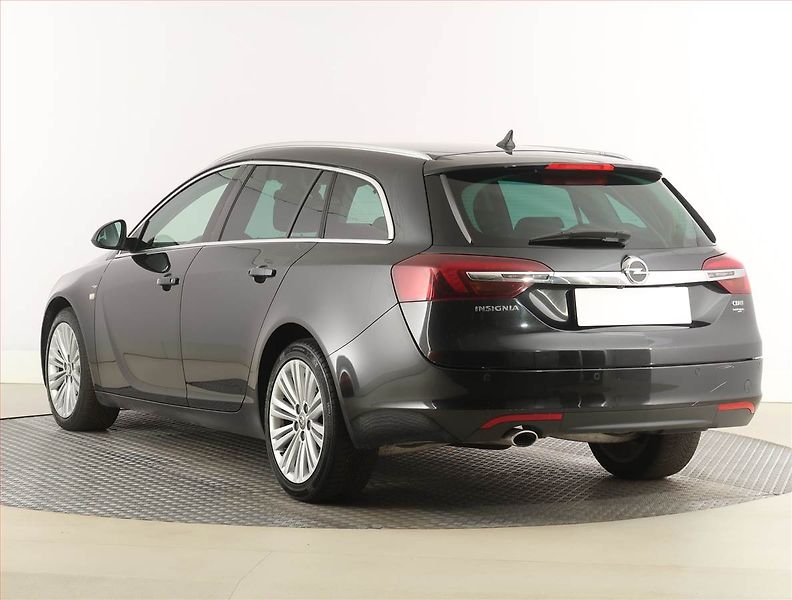 Opel Insignia (2016) 2.0 CDTI, Serv.kniha, Navi - fotka 4 z 23