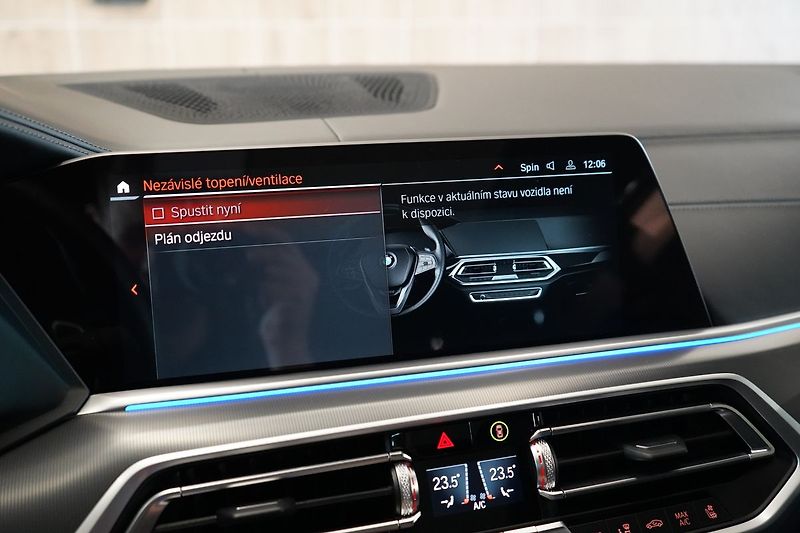 BMW X5 40d xDrive, Nezávislé, Vzduch - fotka 35 z 50