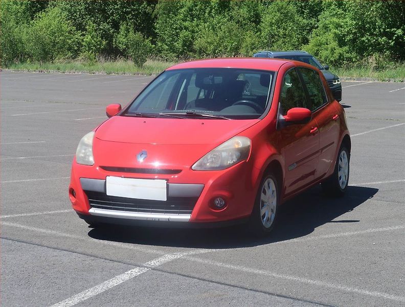 Renault Clio (2013) 1.2 TCe, ČR,1.maj, Serv.kniha - fotka 2 z 14